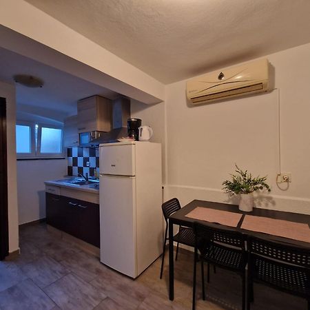Apartments Luigi Ουμάγκ Εξωτερικό φωτογραφία