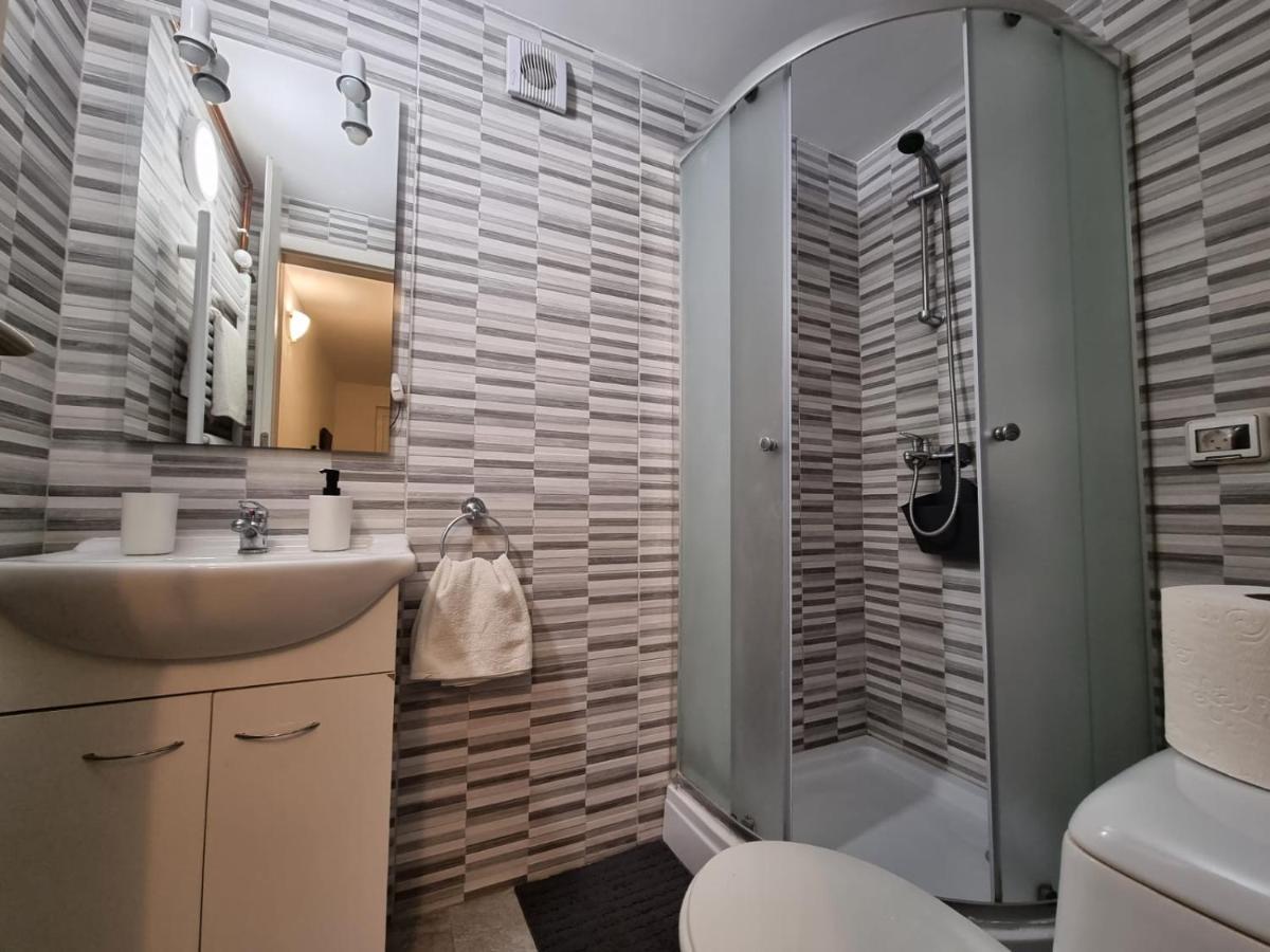 Apartments Luigi Ουμάγκ Εξωτερικό φωτογραφία