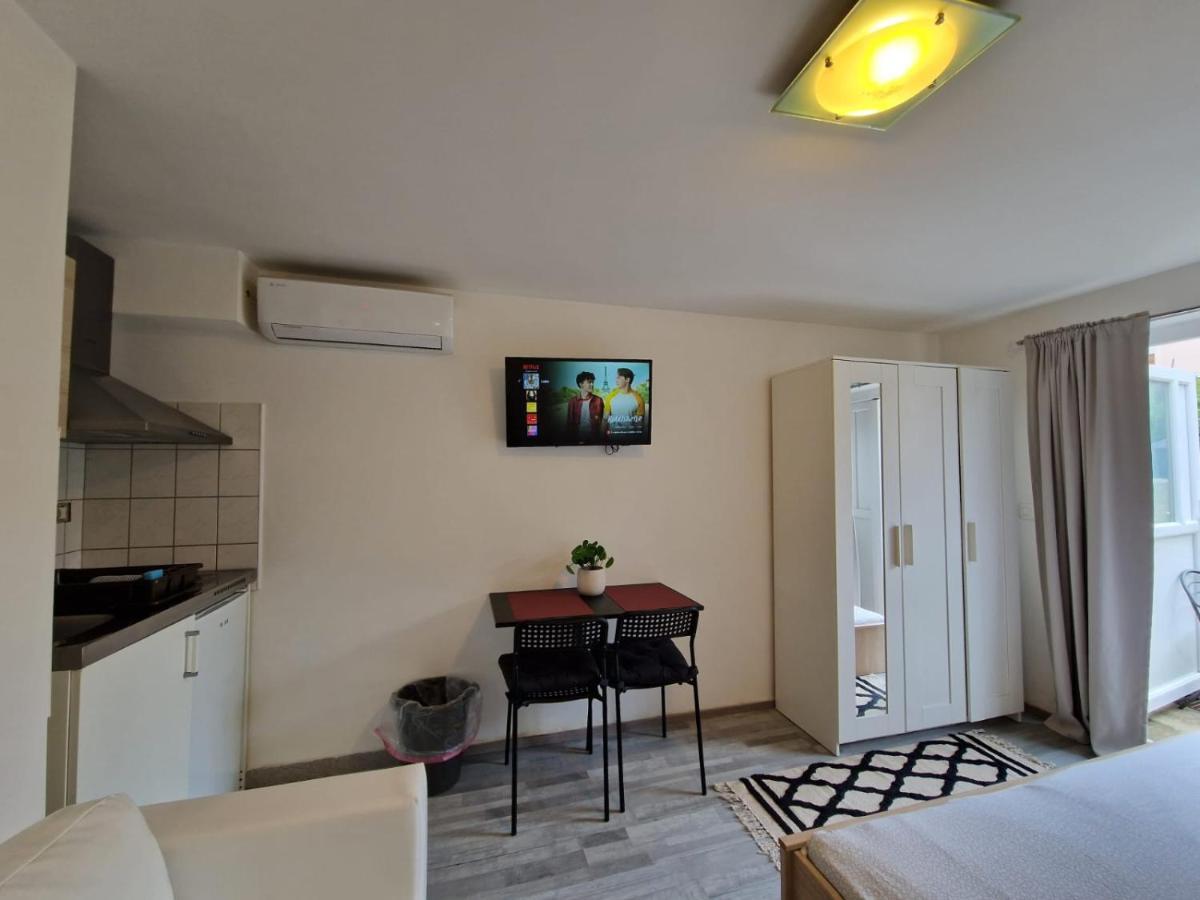 Apartments Luigi Ουμάγκ Εξωτερικό φωτογραφία